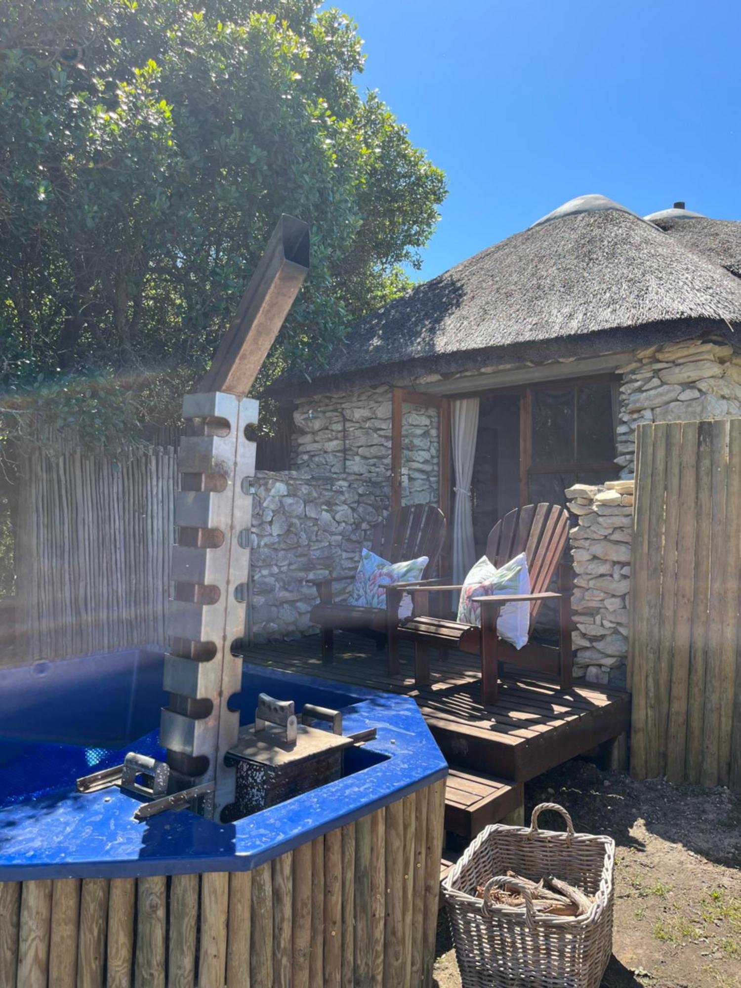Mosaic Lagoon Lodge Станфорд Екстериор снимка